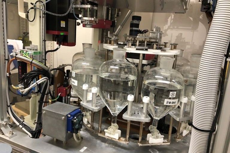 ヘルマンヘキサン自動抽出装置